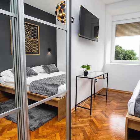 Atelier Apartments Rijeka Exteriör bild