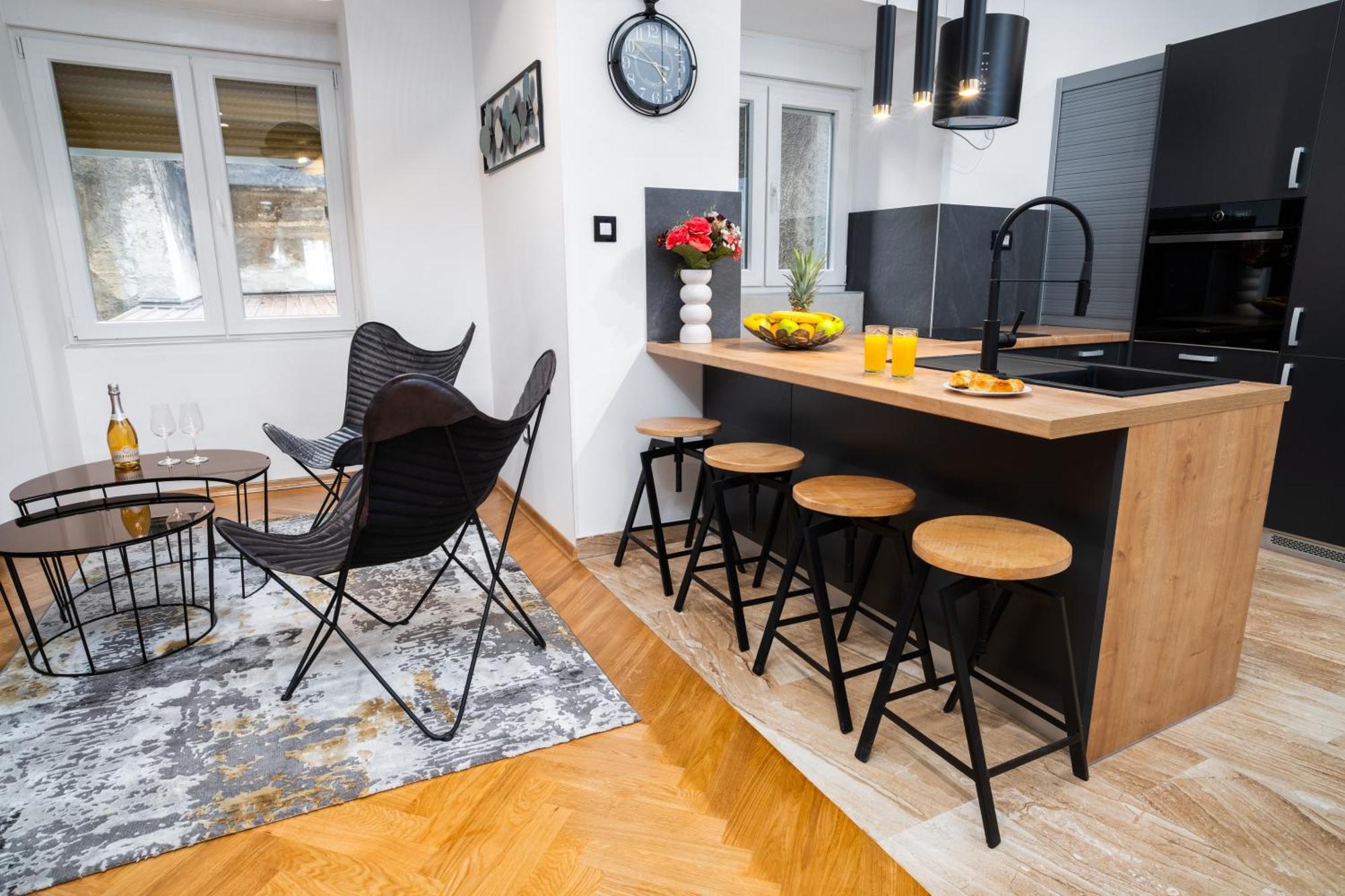 Atelier Apartments Rijeka Exteriör bild
