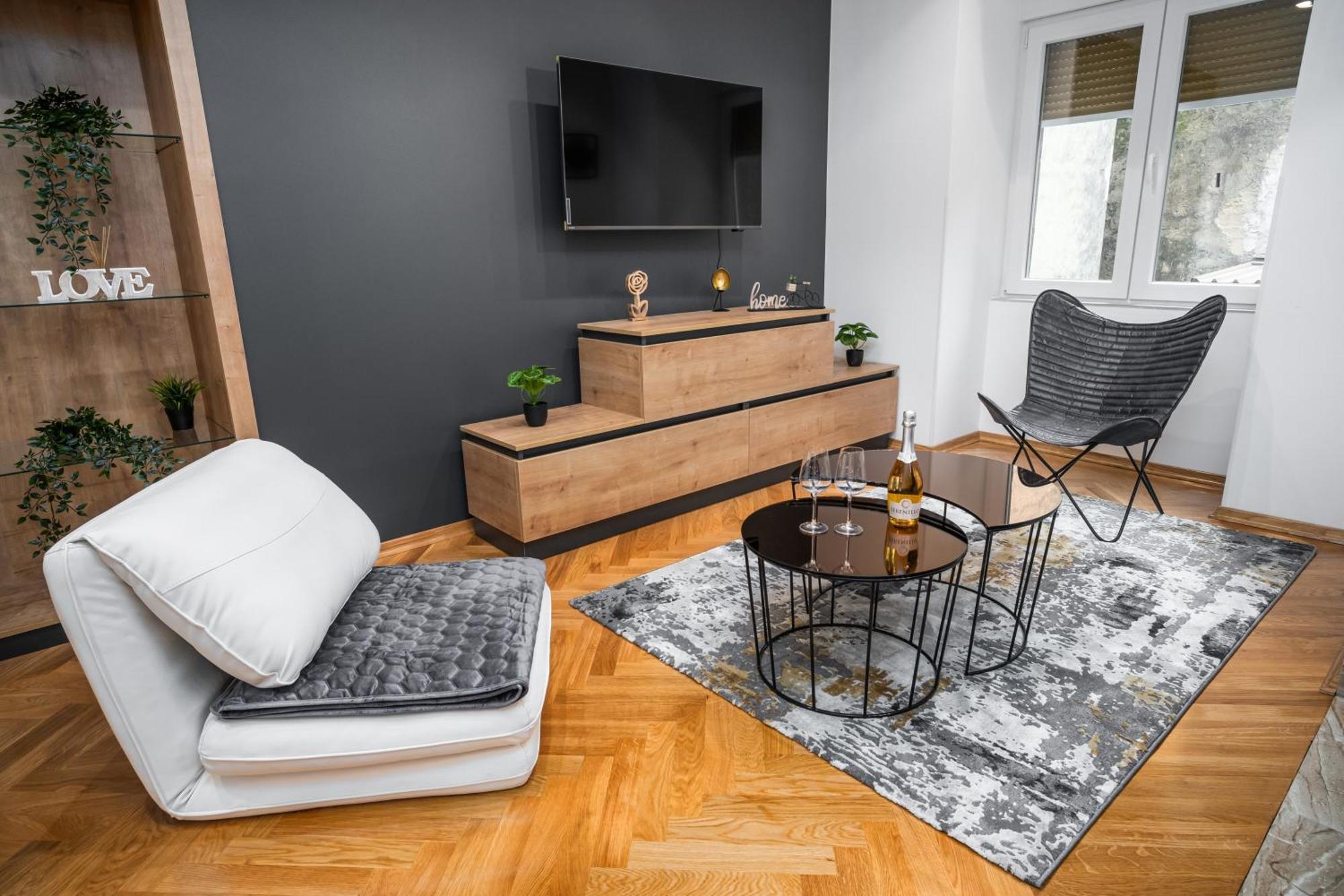 Atelier Apartments Rijeka Exteriör bild