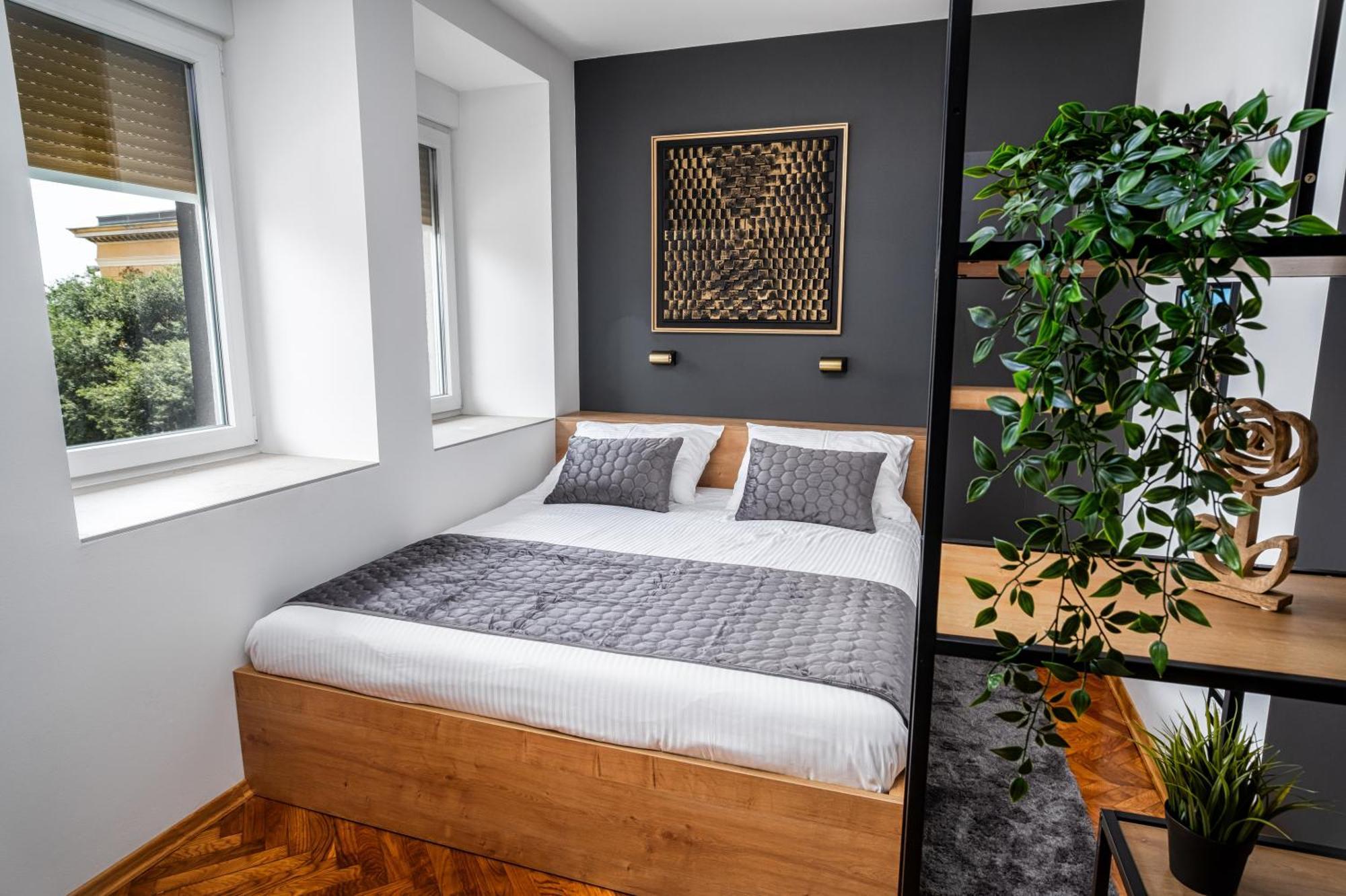 Atelier Apartments Rijeka Exteriör bild
