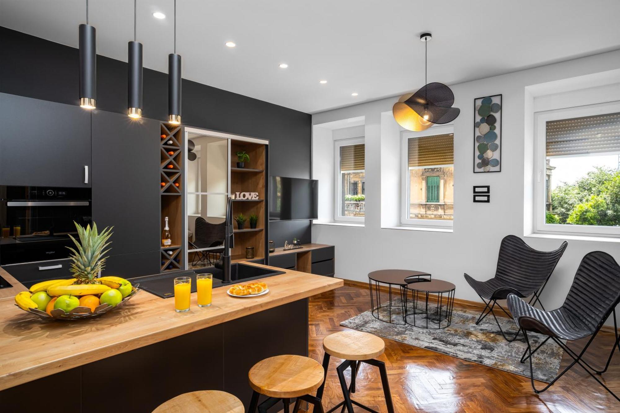 Atelier Apartments Rijeka Exteriör bild
