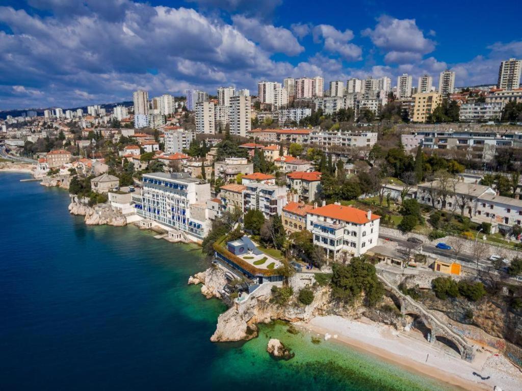 Atelier Apartments Rijeka Exteriör bild